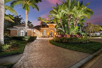 7542 Snead CT NAPLES FL