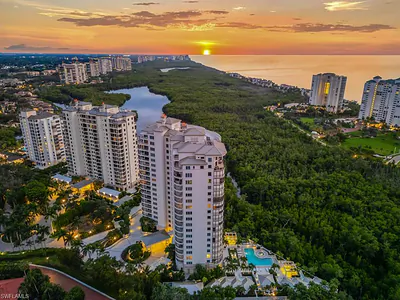 8930 Bay Colony DR 703 #703 NAPLES FL