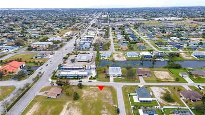 1941 SW Santa Barbara PL CAPE CORAL FL