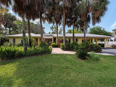 461 Carica RD NAPLES FL