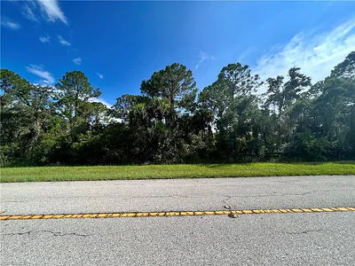 717 Biscayne DR PORT CHARLOTTE FL