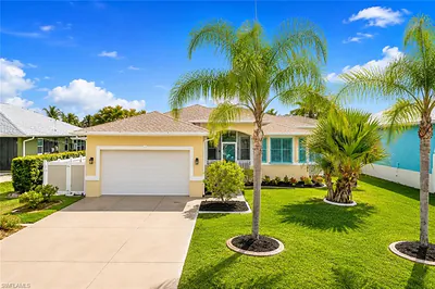 2138 Barbados AVE FORT MYERS FL