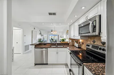 28068 Cavendish CT 2303 #2303 BONITA SPRINGS FL