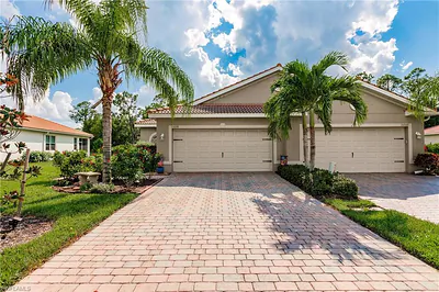 15228 Ligustrum LN ALVA FL