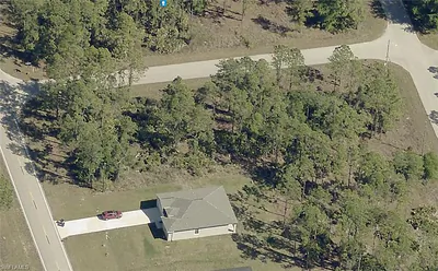 215 Columbus BLVD S LEHIGH ACRES FL