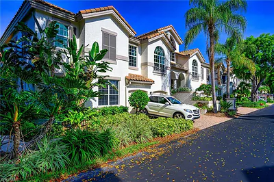 133 Colonade CIR NAPLES FL