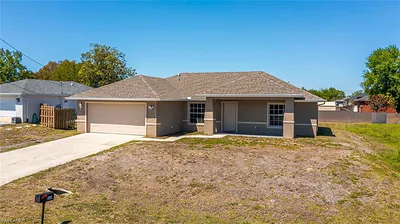 4104 13th ST SW LEHIGH ACRES FL