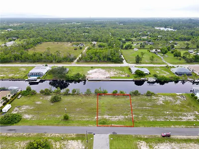 3233 NW 41st AVE CAPE CORAL FL