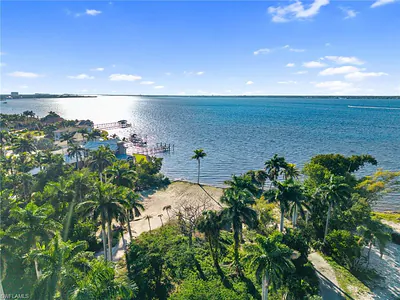 8661 Cajuput CV FORT MYERS FL