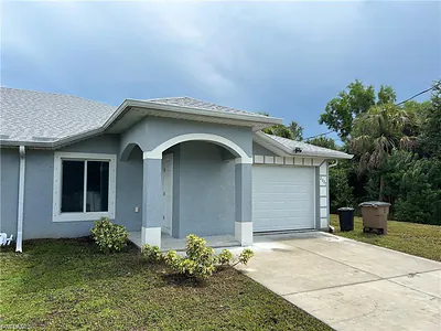 2225/2227 Snead DR LEHIGH ACRES FL