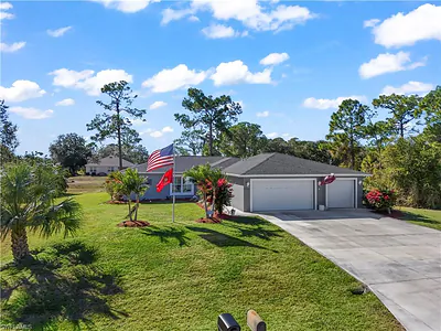 3008 Redwood LN LABELLE FL