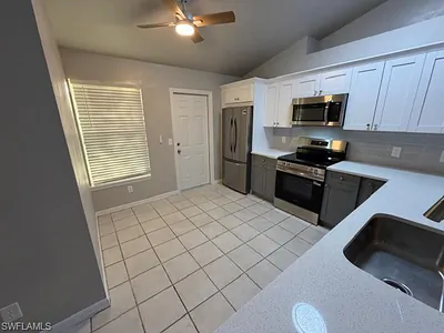 2779 Tropicana BLVD NAPLES FL