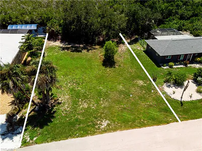 5175 Genesee PKWY BOKEELIA FL