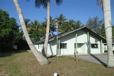 5395 Carolina AVE NAPLES FL