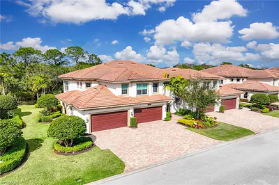 7825 Hawthorne DR 2103 #2103 NAPLES FL