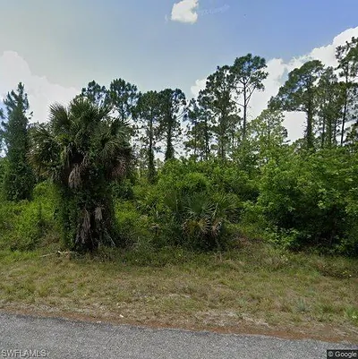 1016/1018 AINSWORTH ST E LEHIGH ACRES FL