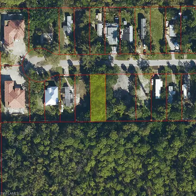 2580 Holly AVE NAPLES FL
