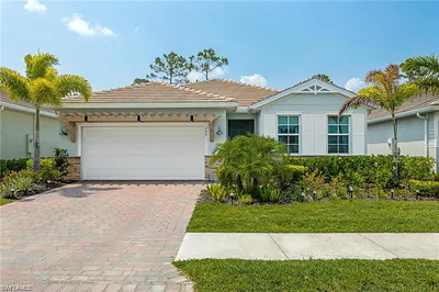299 Tamarindo LN NAPLES FL