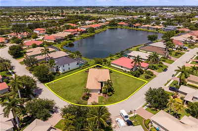 2466 Ashbury CIR CAPE CORAL FL