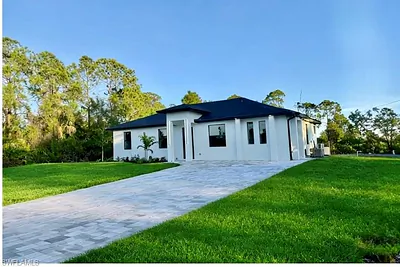 642 Sunflower AVE S LEHIGH ACRES FL