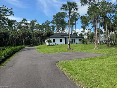 264 Golden Gate BLVD E NAPLES FL
