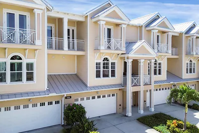 10380 LONGSHORE ROAD 77 #77 Placida FL