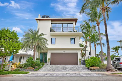 305 Oak St Hollywood FL