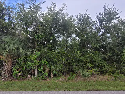 9653 PRESIDENT CIRCLE Port Charlotte FL