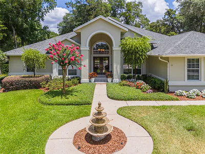 2215 SE SPRING HILL COURT Ocala FL