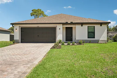 3355 MONCRIEF AVENUE North Port FL