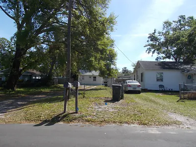 5827 39TH STREET N St Petersburg FL