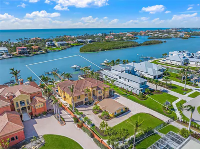 471 BAYSHORE ROAD Nokomis FL