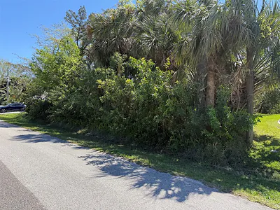 25 CHEROKEE COURT W Palm Coast FL