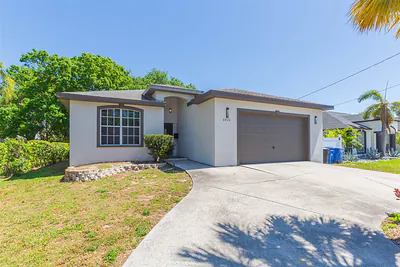 6426 31ST STREET S St Petersburg FL