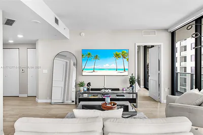 55 SW 9th St 3601 #3601 Miami FL