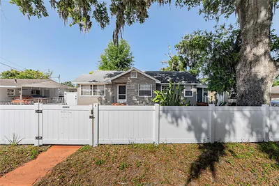 1048 ROSELLE AVENUE Lakeland FL