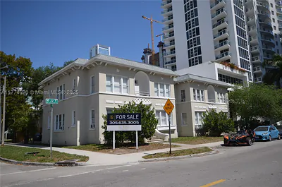 401 NE 22nd St Miami FL