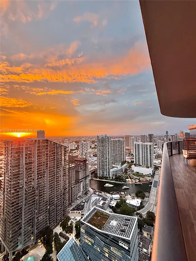 801 S Miami Ave 5209 #5209 Miami FL
