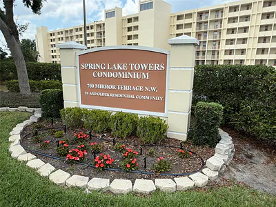 700 MIRROR TERRACE NW 303 #303 Winter Haven FL