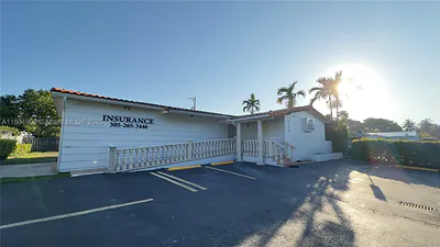 8315 SW 24th St B #B Miami FL
