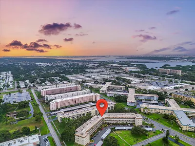 5725 80TH STREET N 210 #210 St Petersburg FL