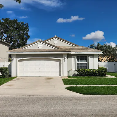 2017 NW 182nd Ave Pembroke Pines FL