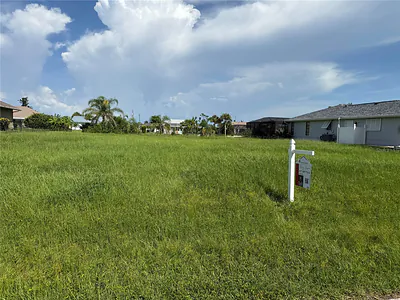 11 BUNKER CIRCLE Rotonda West FL
