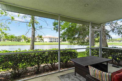 6568 FAIRWAY GARDENS DRIVE 6568 #6568 Bradenton FL