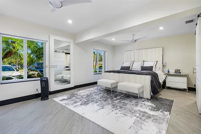 517 S Riverside Dr . #. Pompano Beach FL