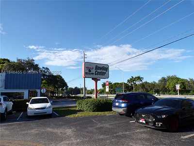 1900 N University Dr 103 #103 Pembroke Pines FL