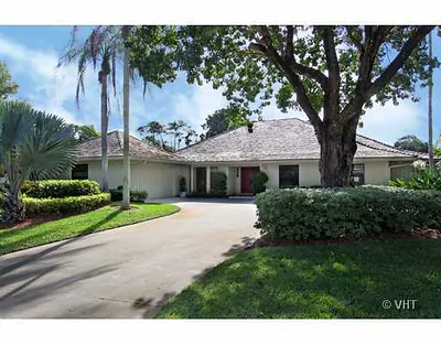 15 Surrey Road, Palm Beach Gardens, FL 33418 Palm Beach Gardens FL