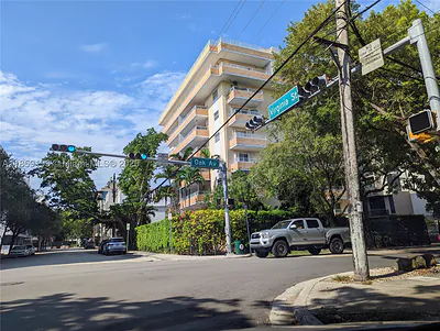 3304 Virginia St 4A #4A Miami FL