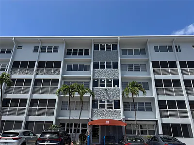 215 SE 3rd Ave 305A #305A Hallandale Beach FL