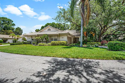 4481 ASCOT CIRCLE N Sarasota FL